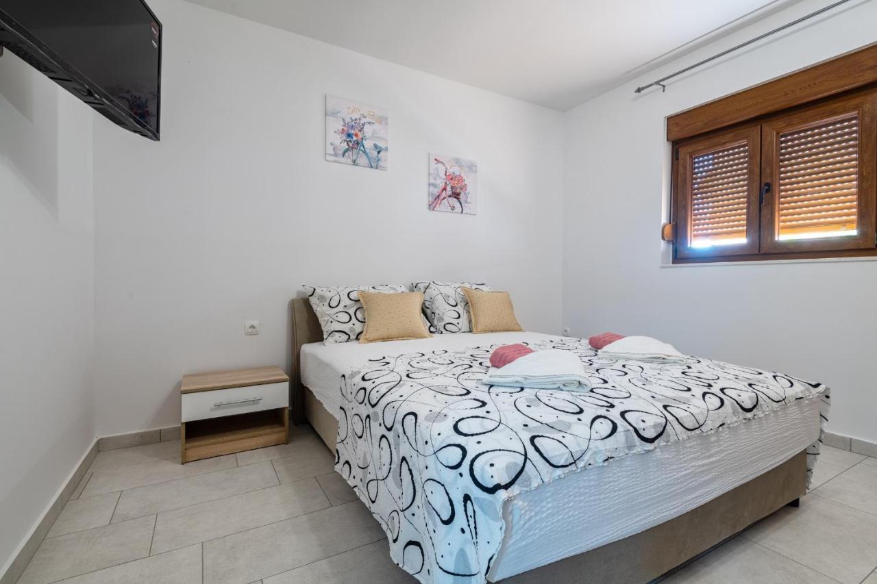 Apartments Mira 内乌姆 外观 照片